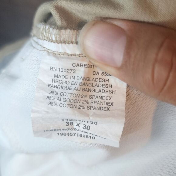 Men's Lee "Slim Fit" khaki pants, size 36 X 30 - Picture 3 of 4